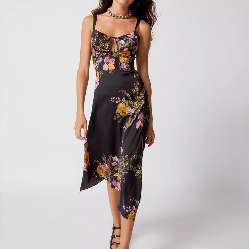 Urban Outfitters Black Floral Asymmetrical Slip Dress - Picture 3 of 8